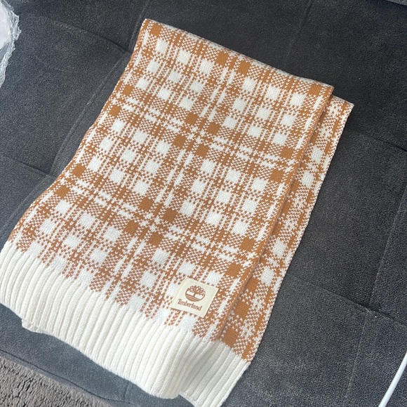 NWT Timberland Plaid Scarf - Picture 2 of 3